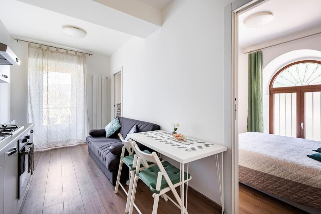 Clelia'S Apartment Комо Экстерьер фото